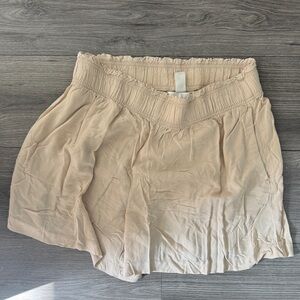 H&M Women's Tan Shorts